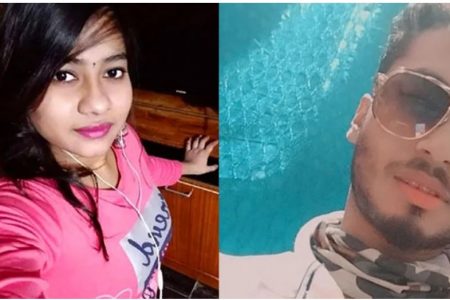 Eri oldida stulda sexsmotri jinsiy aloqa