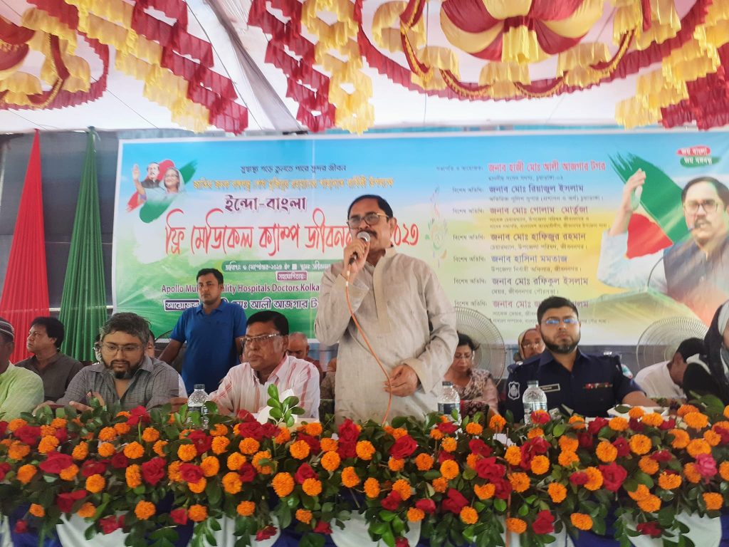 ফ্রি মেডিকেল ক্যাম্পে অসহায় ও দরিদ্র মানুষ উন্নত চিকিৎসা পাচ্ছে | দৈনিক মাথাভাঙ্গা